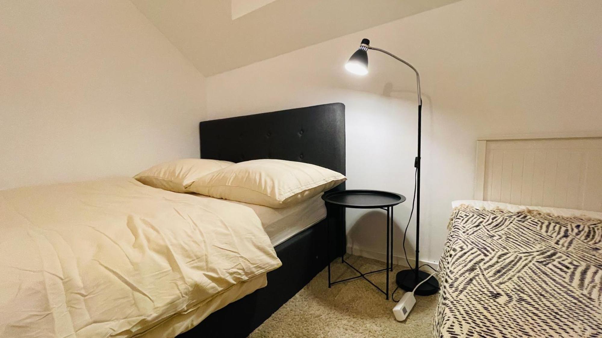 House Flow, 3 Room, Free 2 Parking Братислава Экстерьер фото